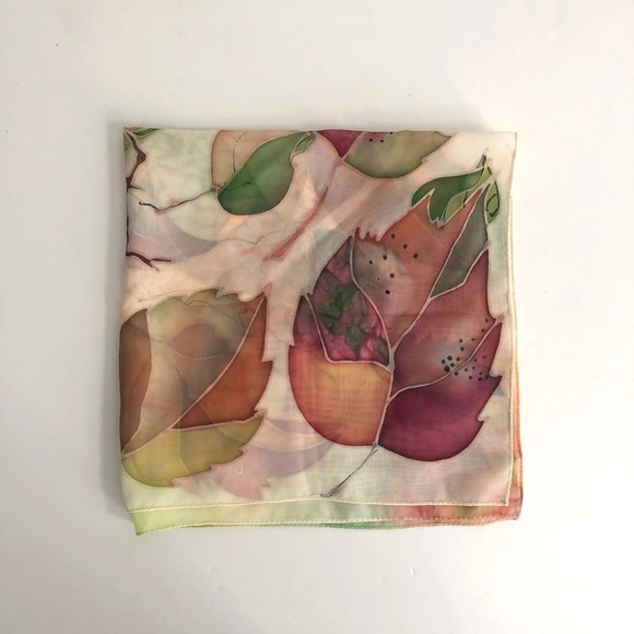 Vintage lightweight earth colors leaf pattern square scarf kerchief - Picture 3 of 5